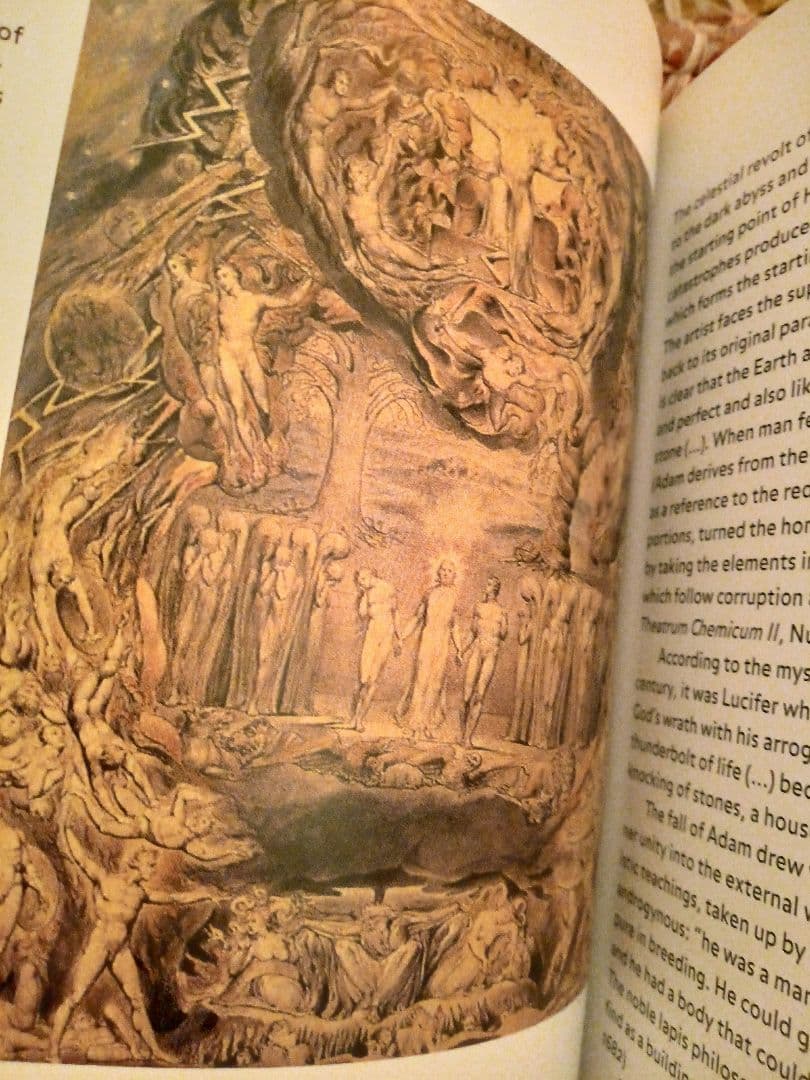 Alchemy & Mysticism　錬金術と神秘主義