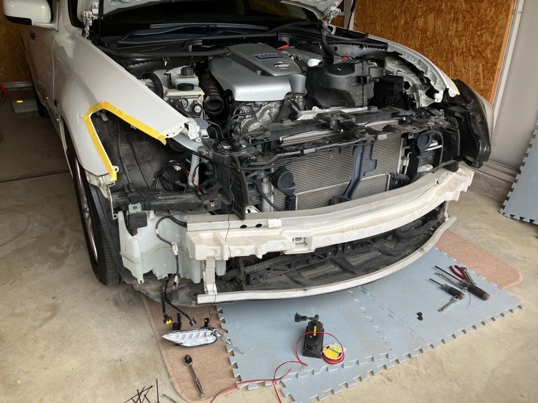 美品フーガY51前期右側ヘッドライト AF S有ポリカーボネート製