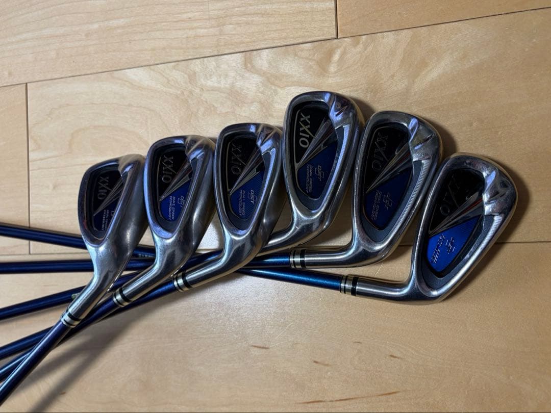 【人気モデル】ゼクシオ8 アイアン 6本セット MP800 カーボンR