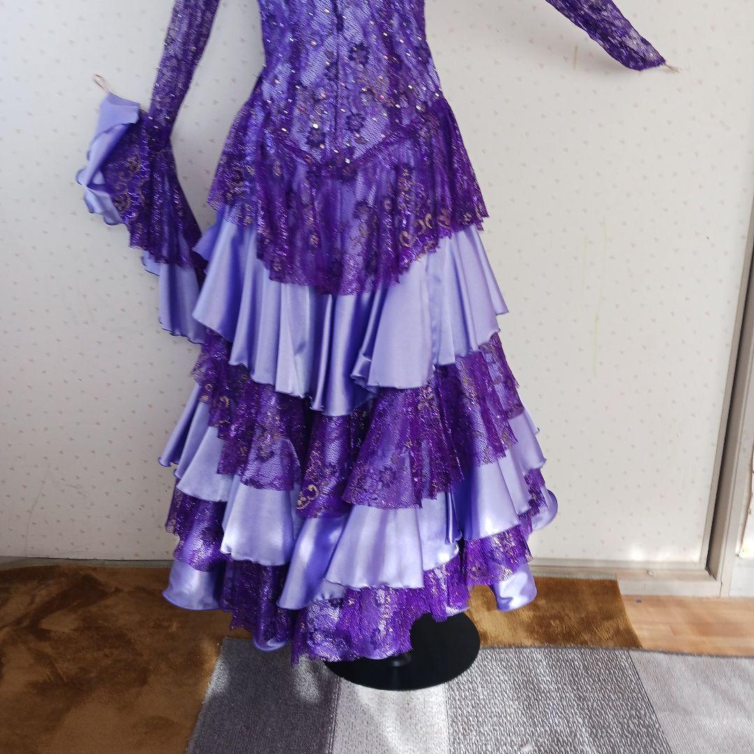 紫色の社交ダンスドレス