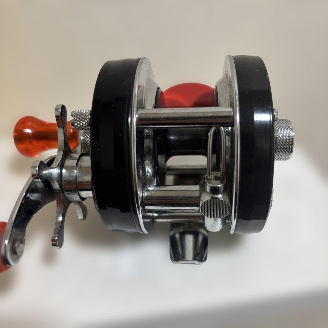 ABU Ambassadeur 4600C Sweden アブガルシア 赤ベロ