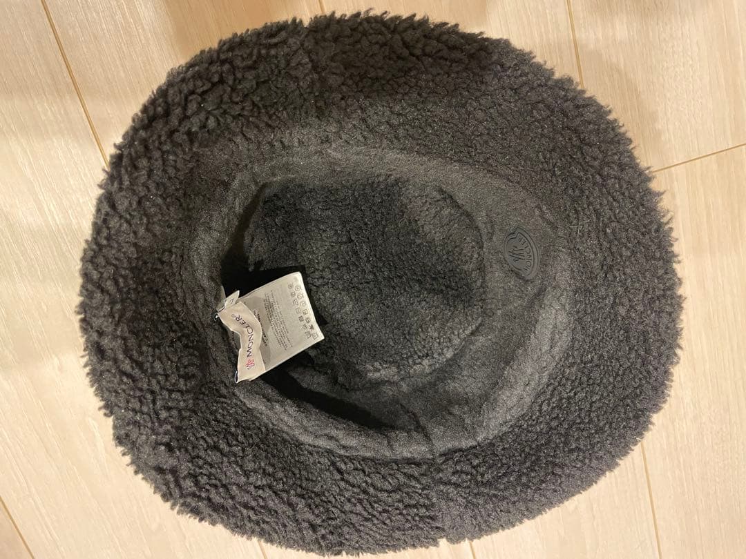 モンクレール　リバーシブル　バケットハット　ブラック　L 美品　正規　ボア
