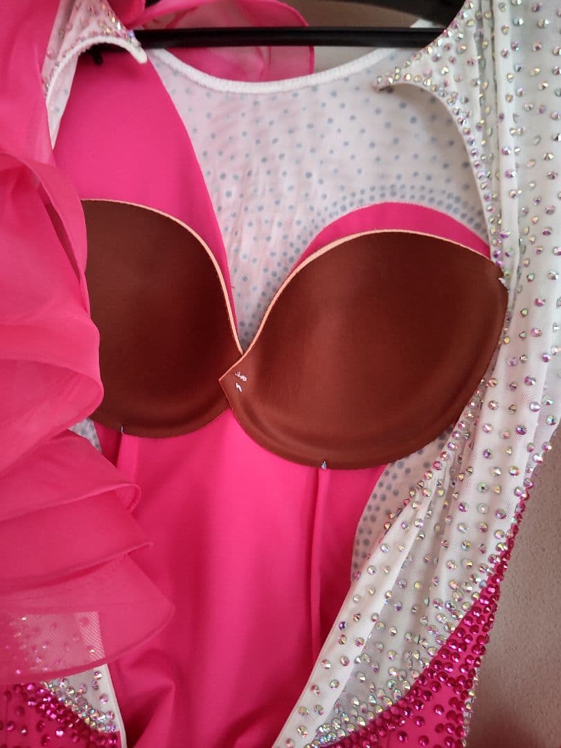 ピンク フリル付き 社交ダンスドレス