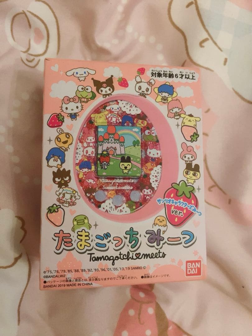 たまごっちみーつ サンリオキャラクター ピンク