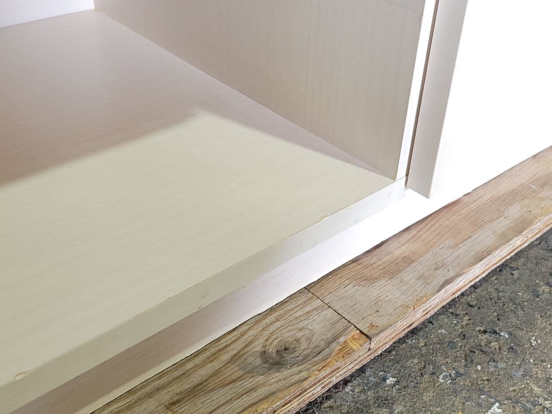 レンジボード フラップ扉収納付き キッチンボード ホワイト　食器棚