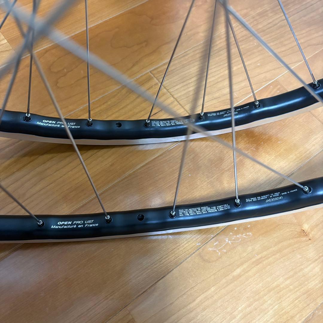 philwood × mavic wheel set