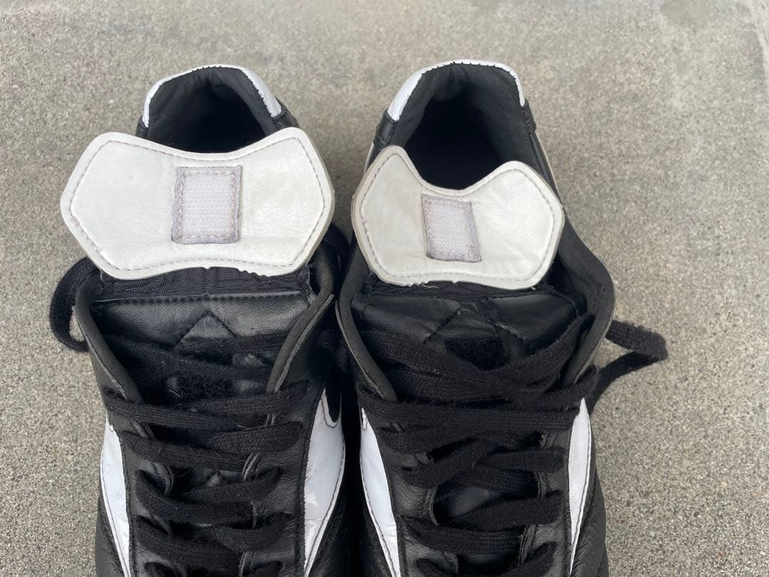 【美品】MIZUNOモレリア2 23.0cm