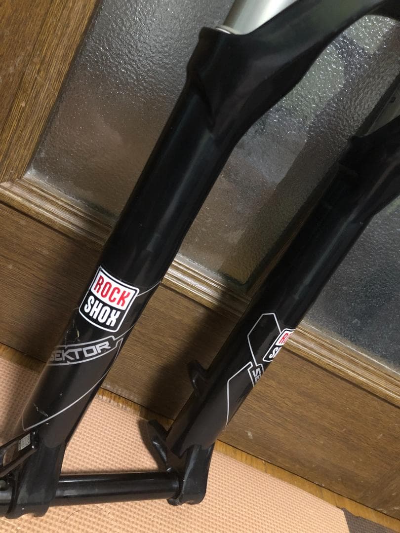 パーツ ROCKSHOX Sektor RL 26inch 20X110mm 1 1/8