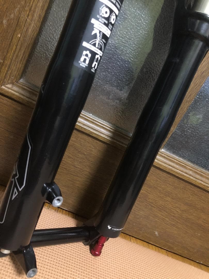 パーツ ROCKSHOX Sektor RL 26inch 20X110mm 1 1/8