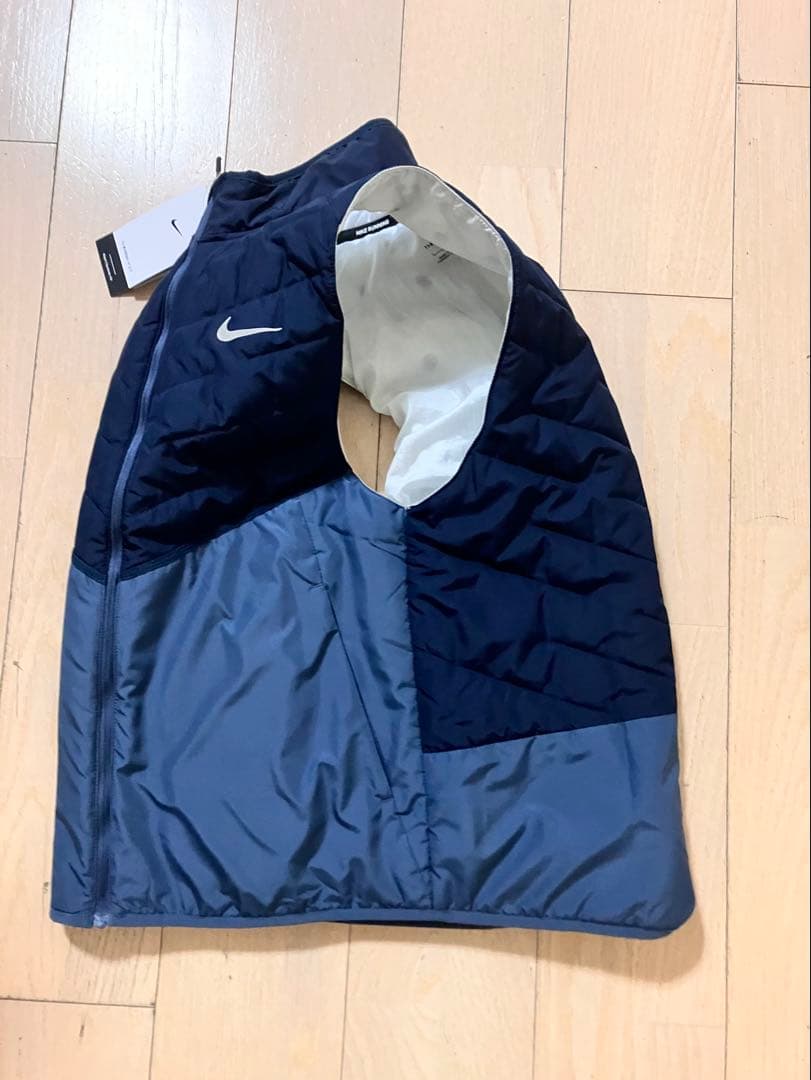 NIKE ランニングウェア ベスト 新品 メンズ アウターナイキM ネイビー