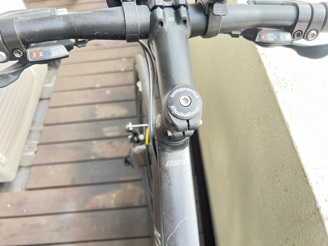 KHODAABLOOMクロスバイクRAIL L 440Mシマノ２４段変速引取専用