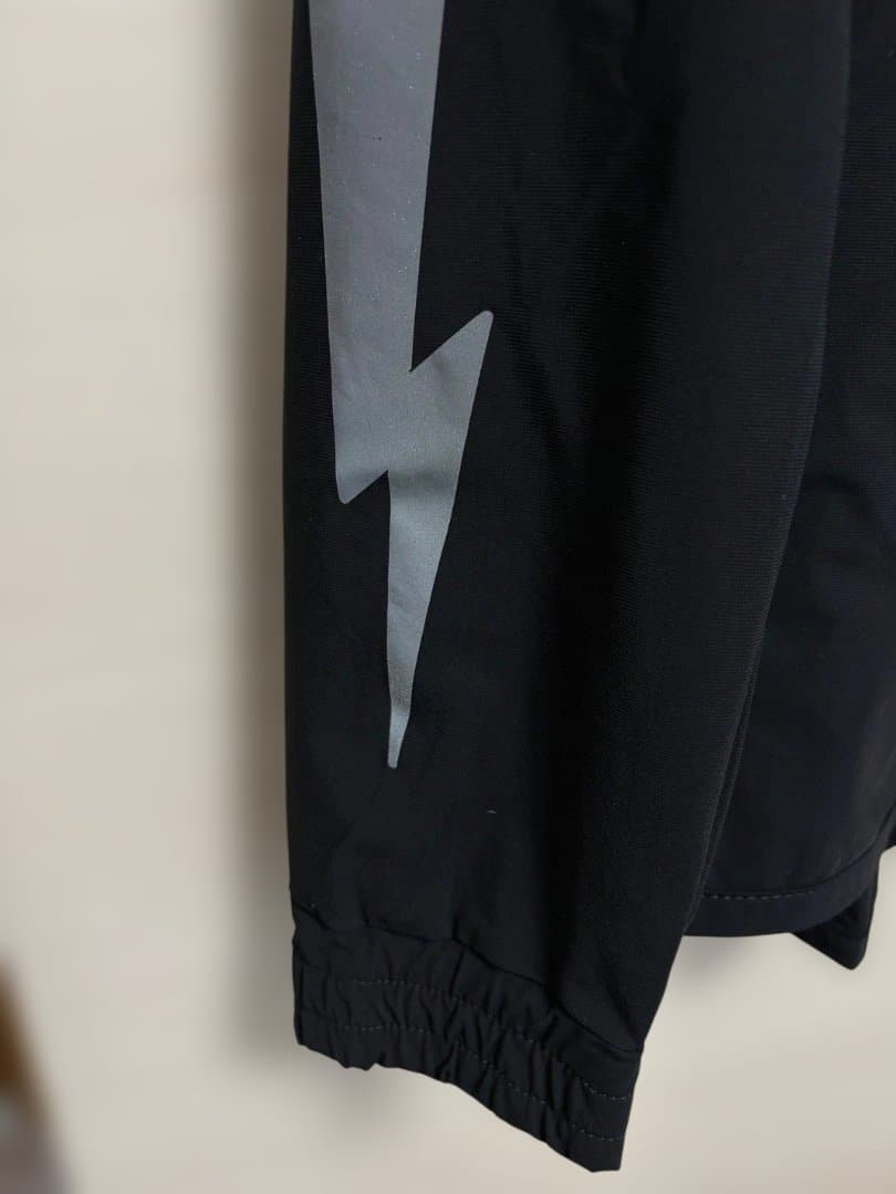 ハイドロゲン　スカルロゴ ブラックジャケット