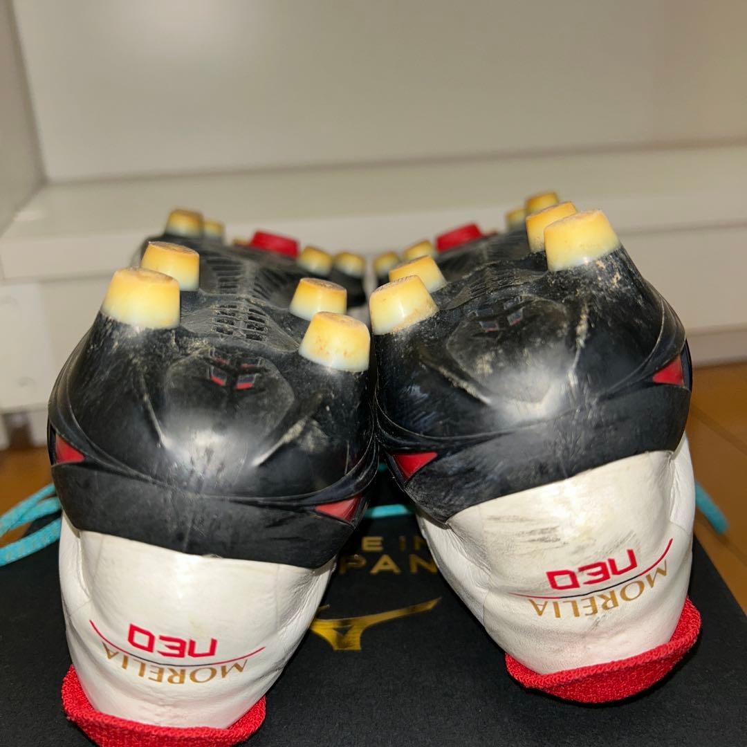 サッカースパイク　Mizuno　モレリアNEO Ⅳ JAPAN 箱、袋有り