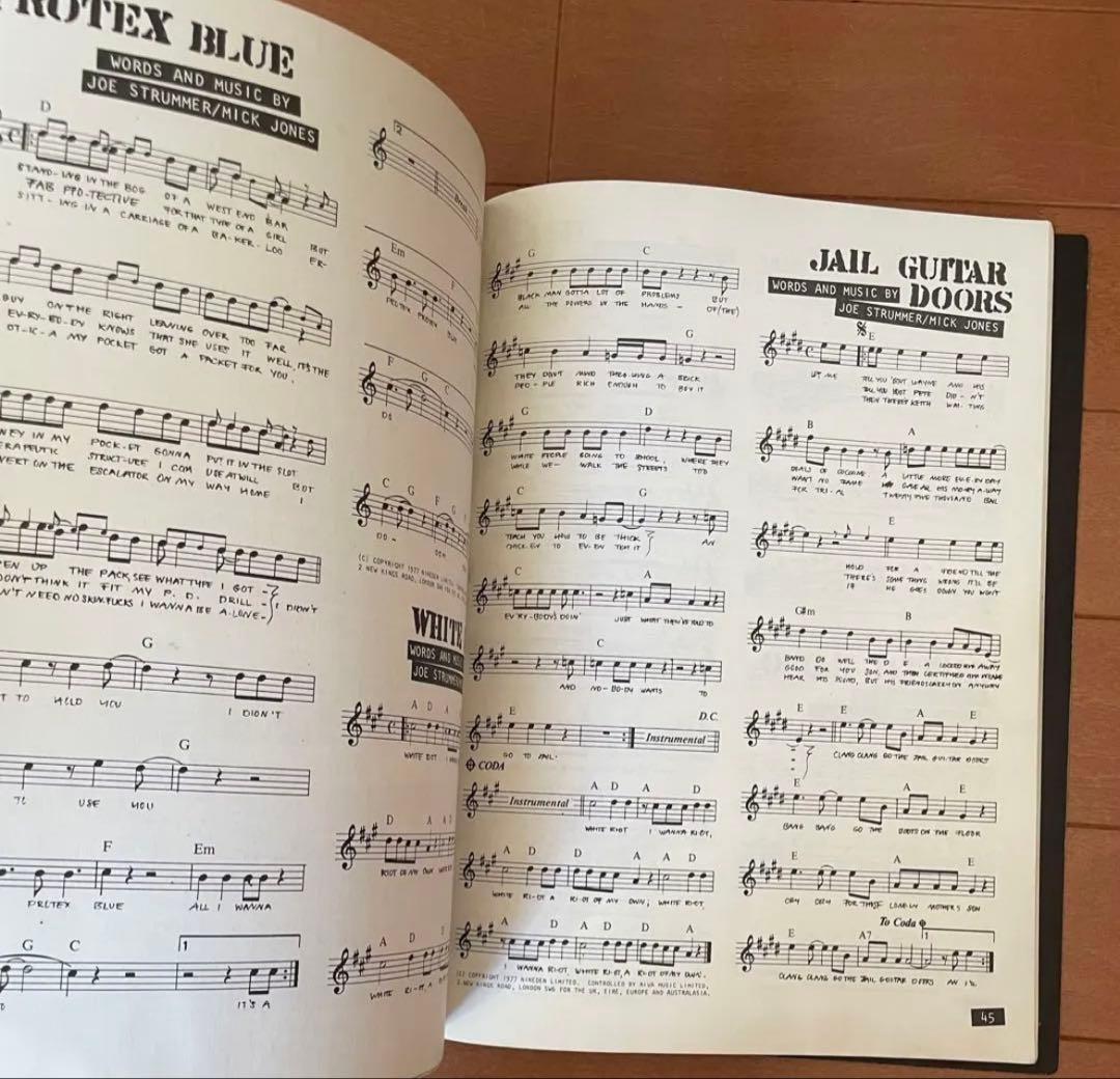 ザ・クラッシュ　The Clash Songbook ／ クラッシュ伝説