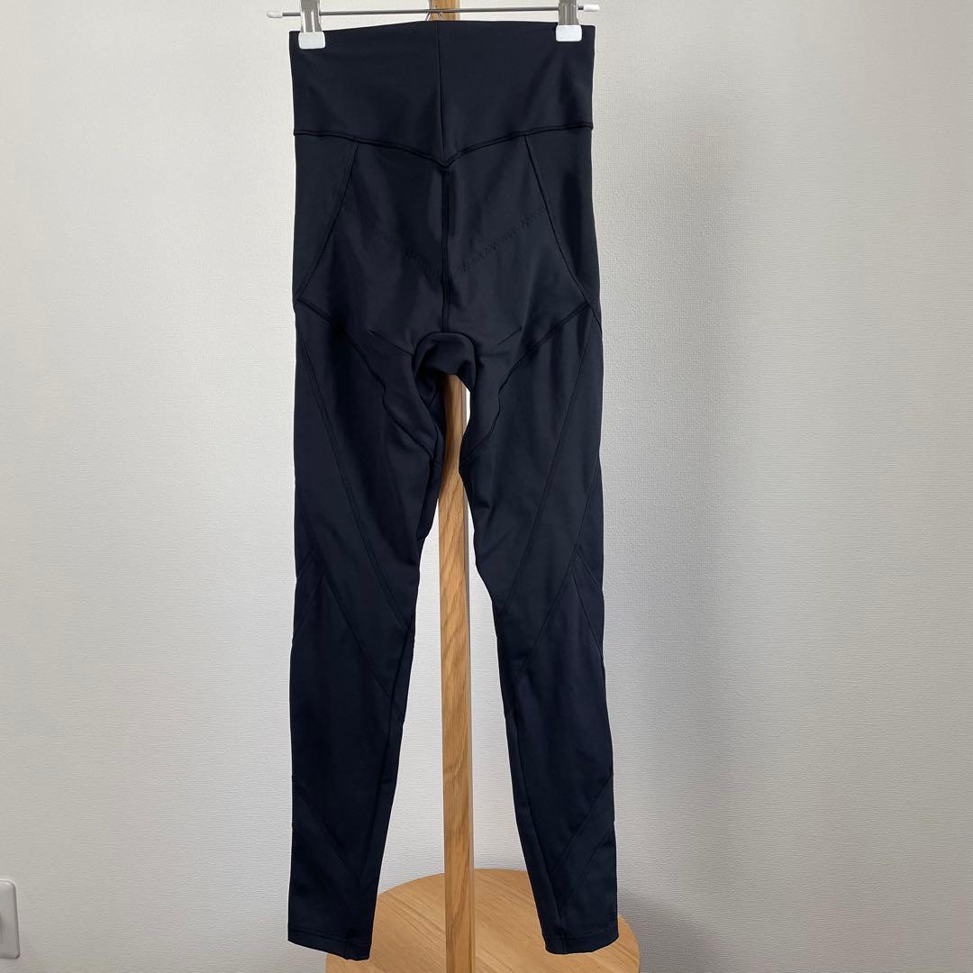 Rintosullパーフェクトフォーム　ピラティスウェア 上下セットM