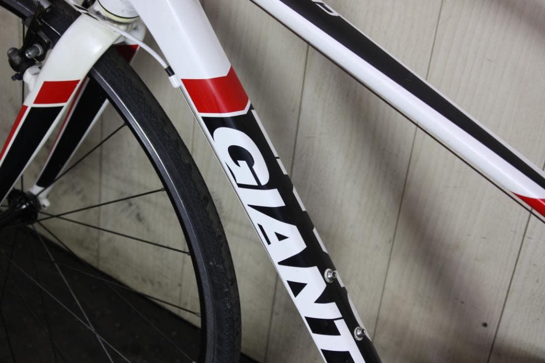 GIANT CROSTAR 700C アルミ 24速 470mm クロスバイク