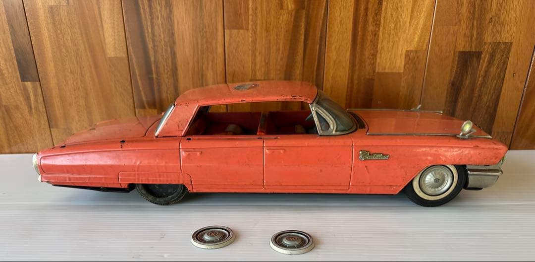 Cadillacキャデラック　ブリキミニカー全長約50cm(a70)