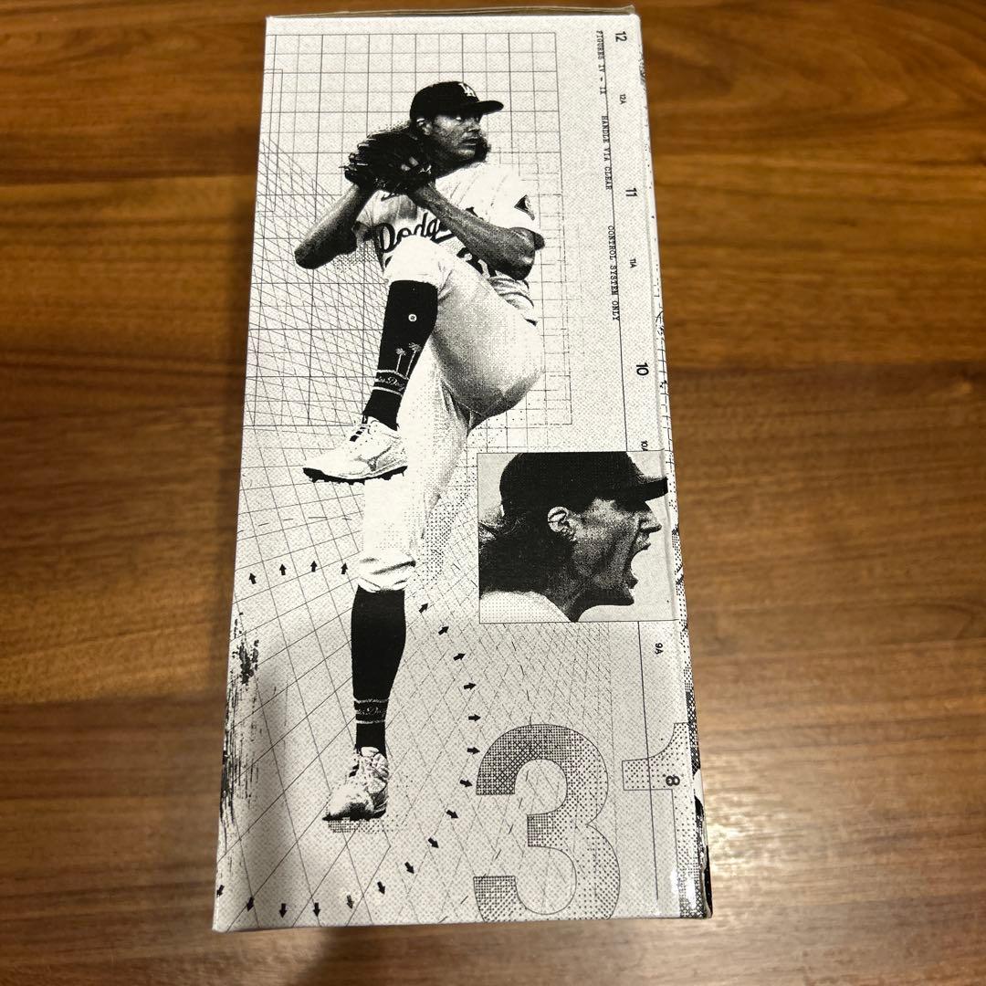 タイラーグラスノーボブルヘッド　ドジャースタジアム来場特典と入浴剤3袋のおまけ付