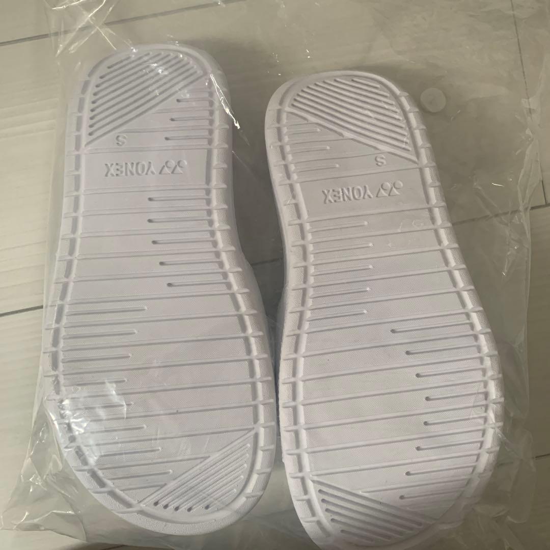 限定品！新品未使用！ヨネックスシャワーサンダル(S)