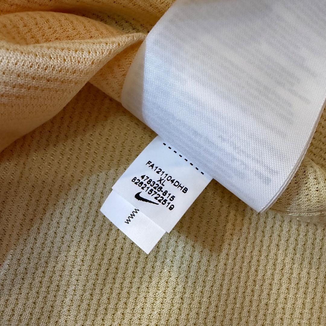 【新品タグ付き】イニエスタ 12/13 バルセロナ ユニフォーム