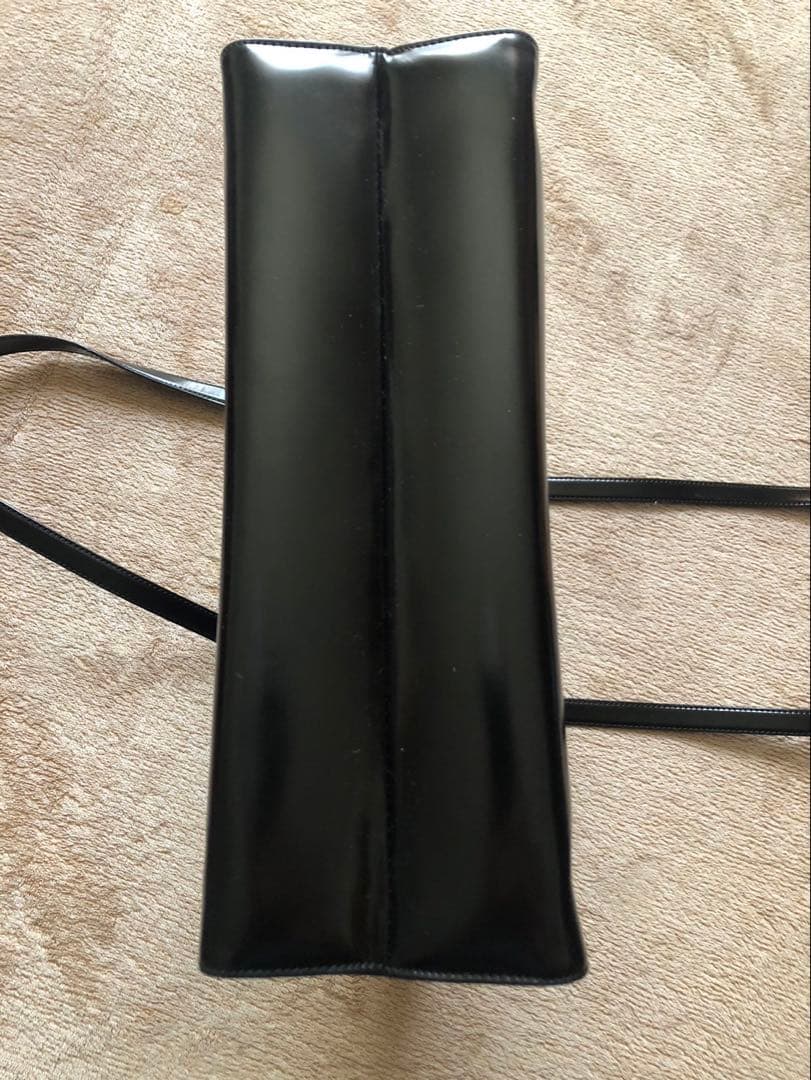 ⭐️Ferragamo/フェラガモ レザーハンドバッグ 箱/袋あり