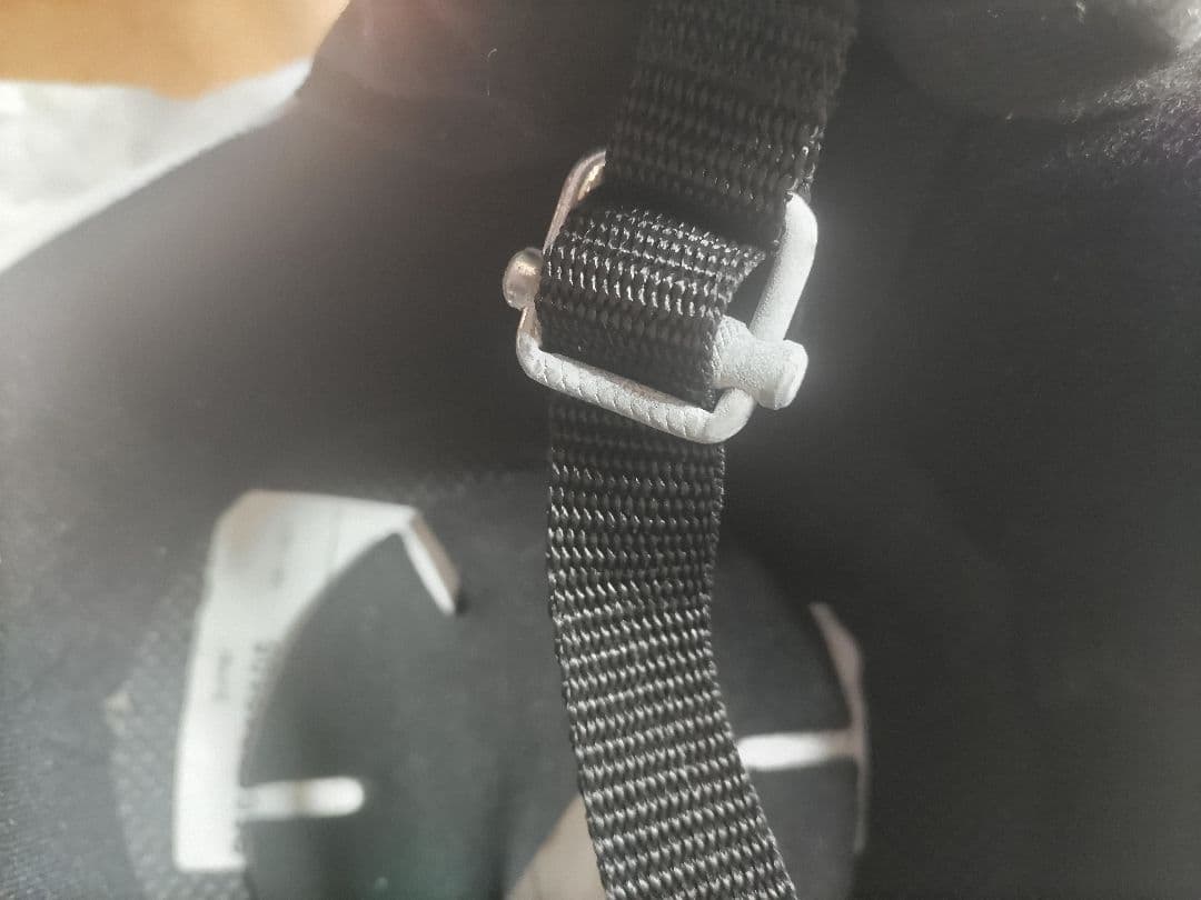 未使用保管品 uvex ウベックス ヘルメット サイズ M 57_58cm