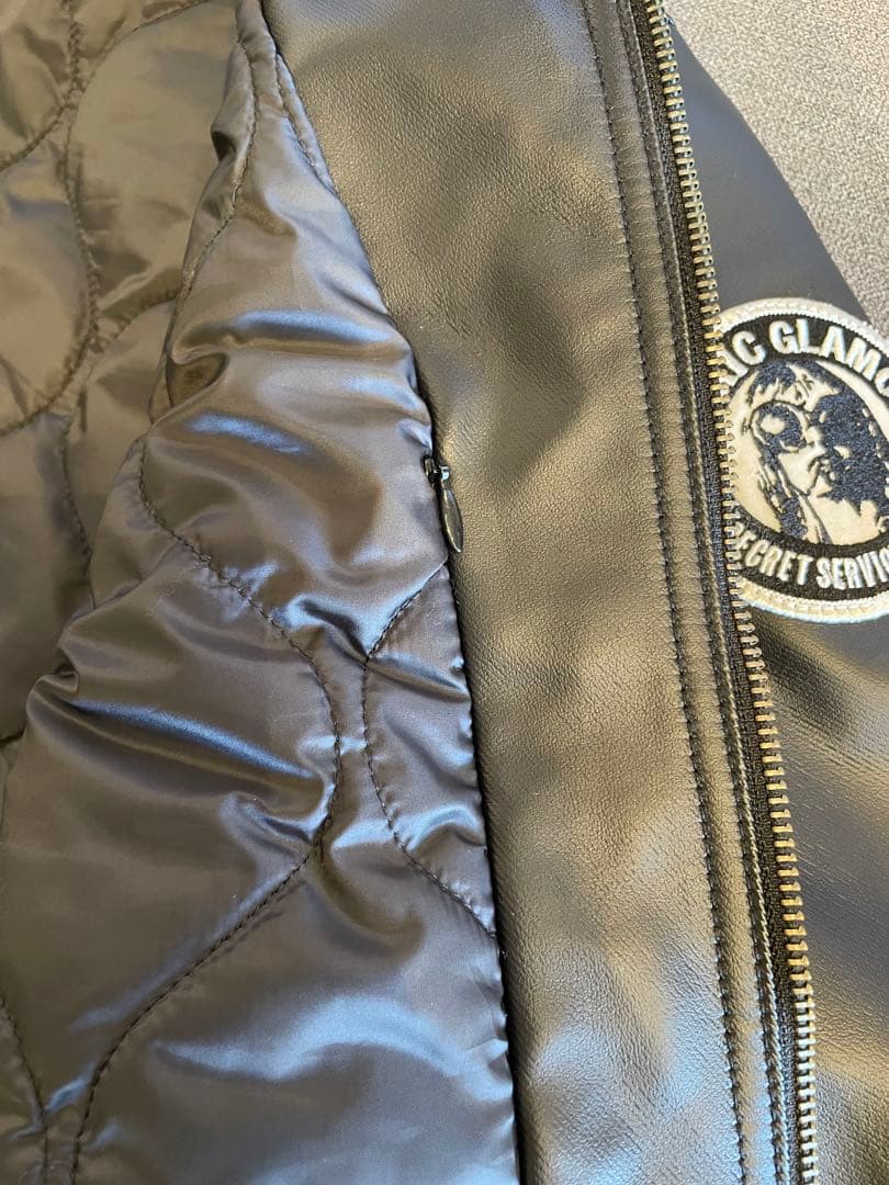 黒レザージャケット スタンドカラー ワッペン付き