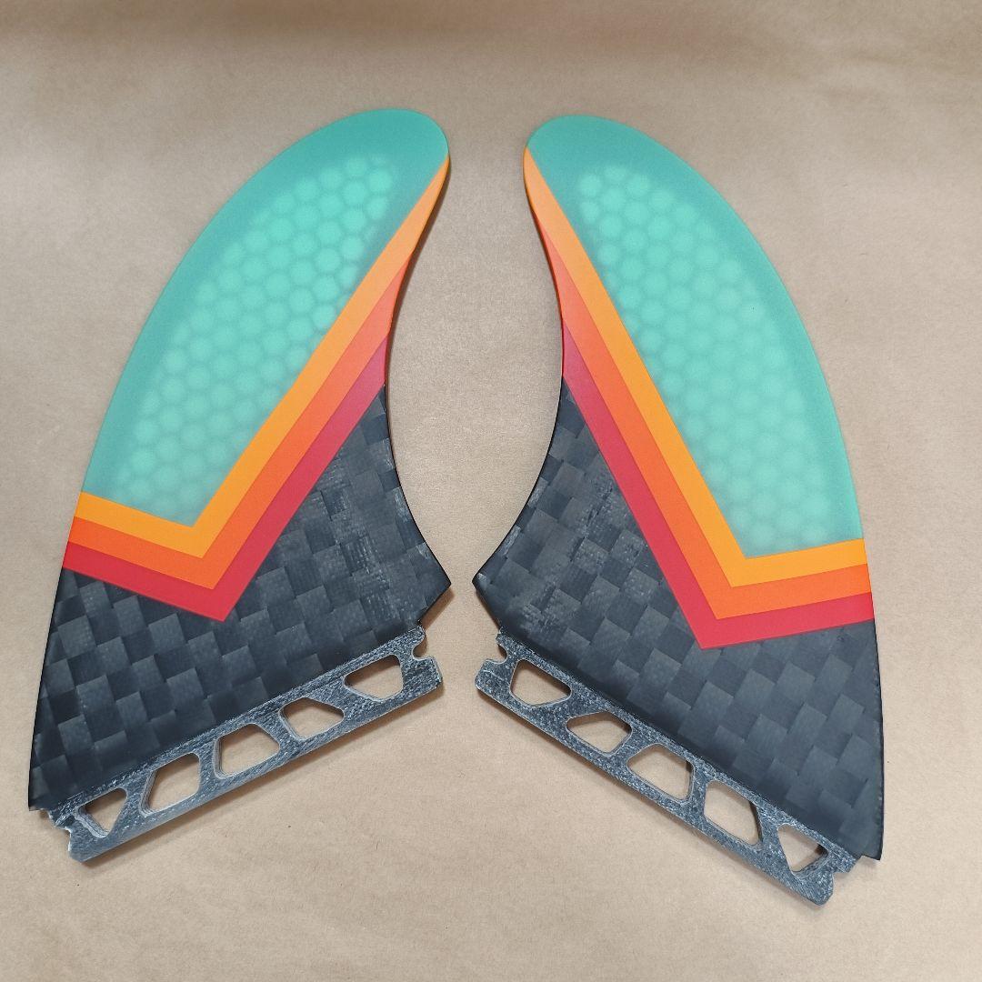 XLサイズ ツインフィン　パフォーマンス系　ハニカムコア　フューチャーフィン対応