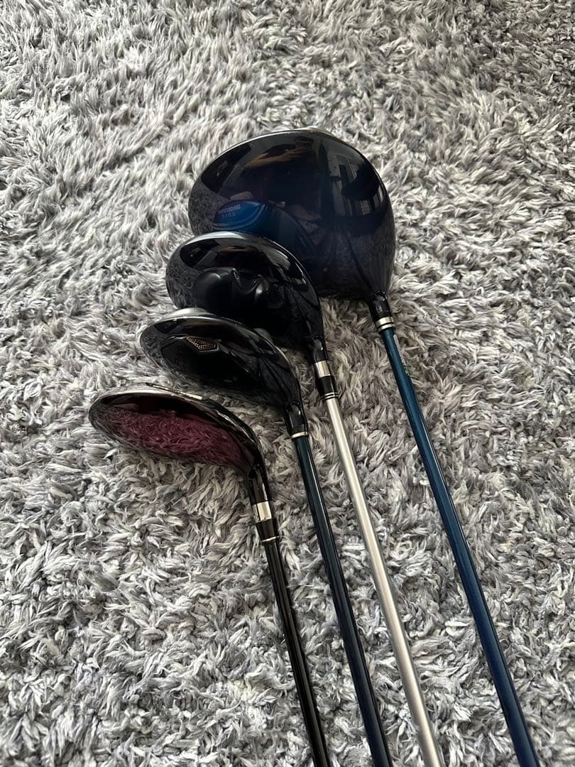 レディースゴルフクラブ9本セット　ヘッドカバー・バッグ付き　右利き