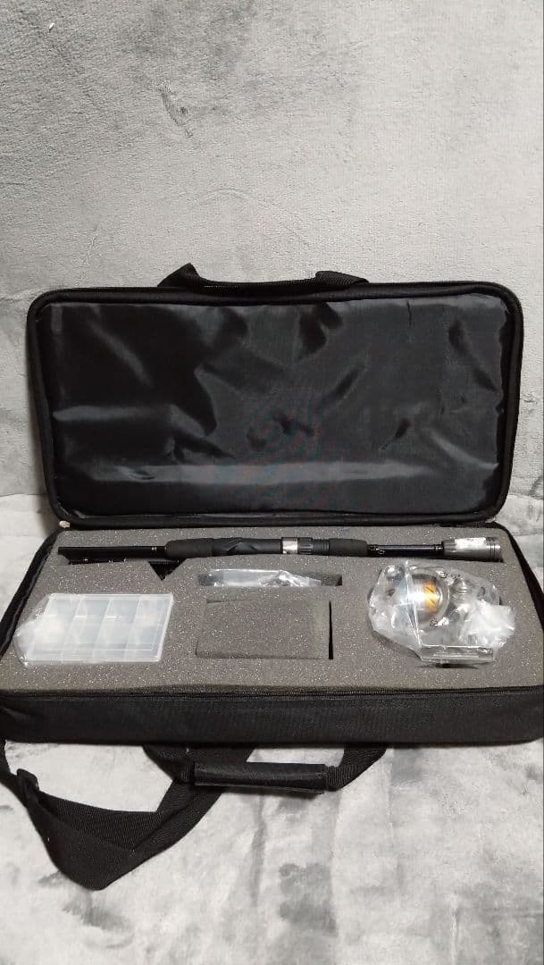 ダイワ　パックロッド レブロス 収納バッグ付き