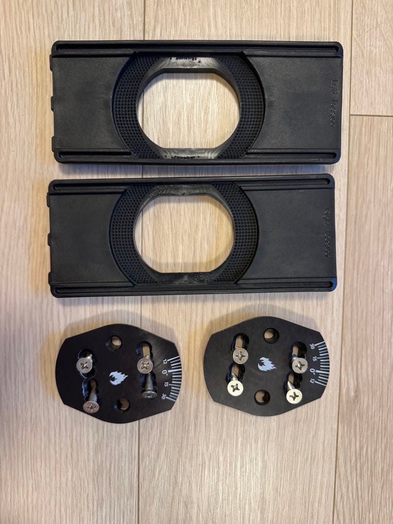 スノーボード SPARK R&D SOLID BOARD CANTED PUCKS