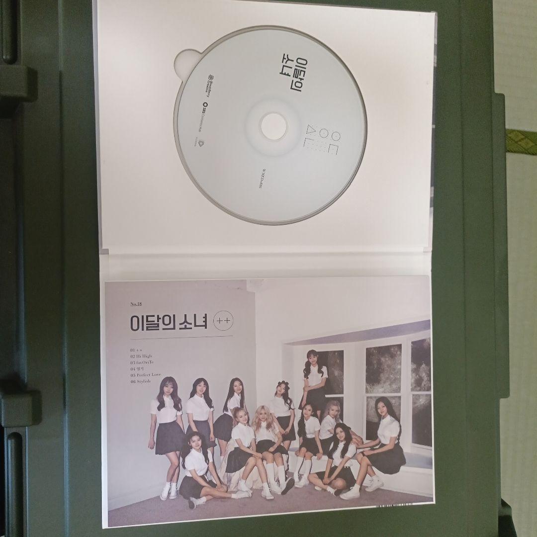 LOONA ++　CD