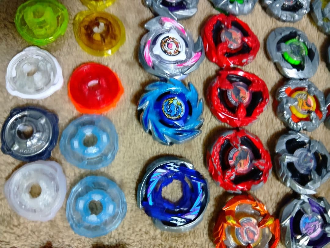 猗*座様 ベイブレードx　ラチェット　ビット　ブレード　ベイブレード