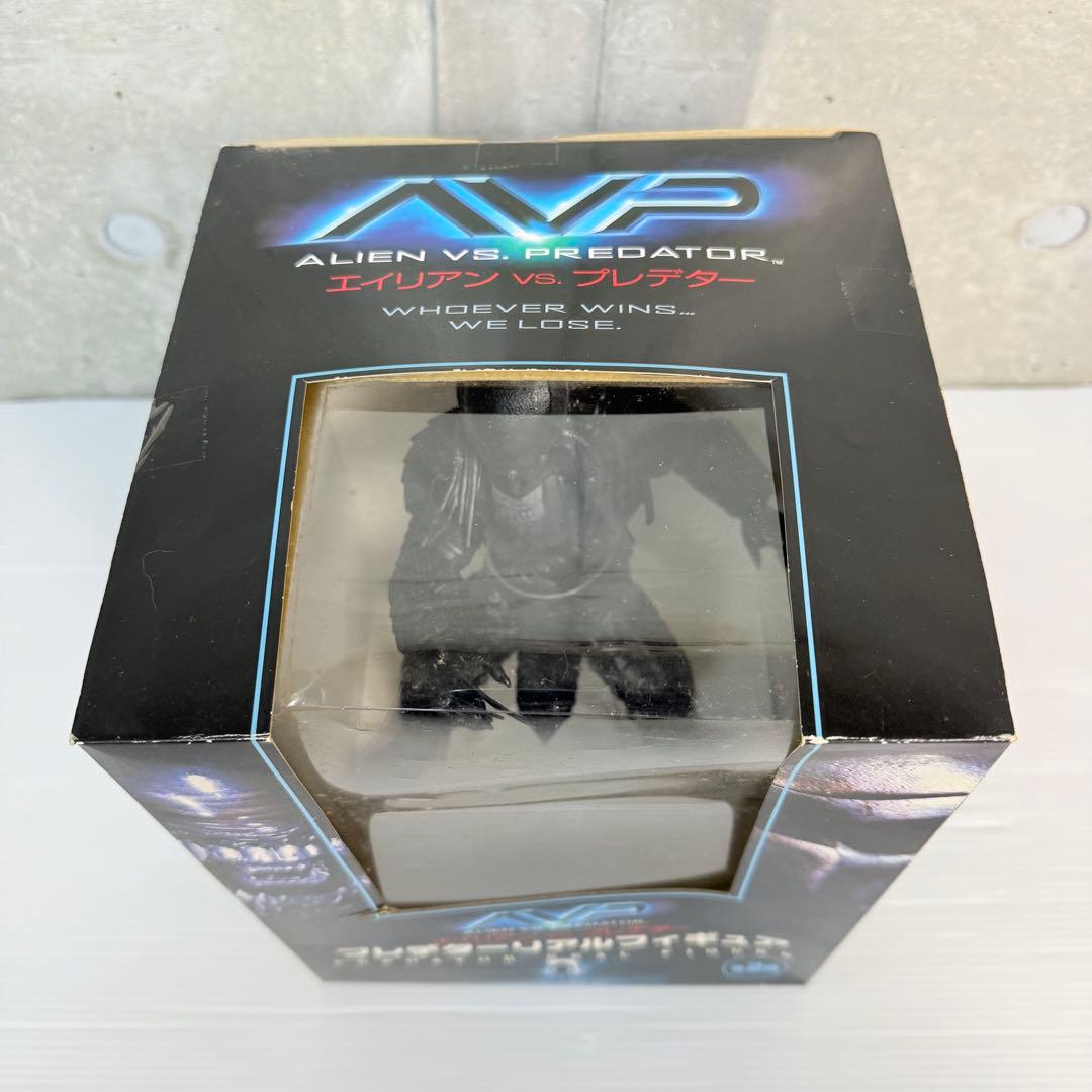 AVP エイリアン VS プレデター リアルフィギュア ブラック彩色