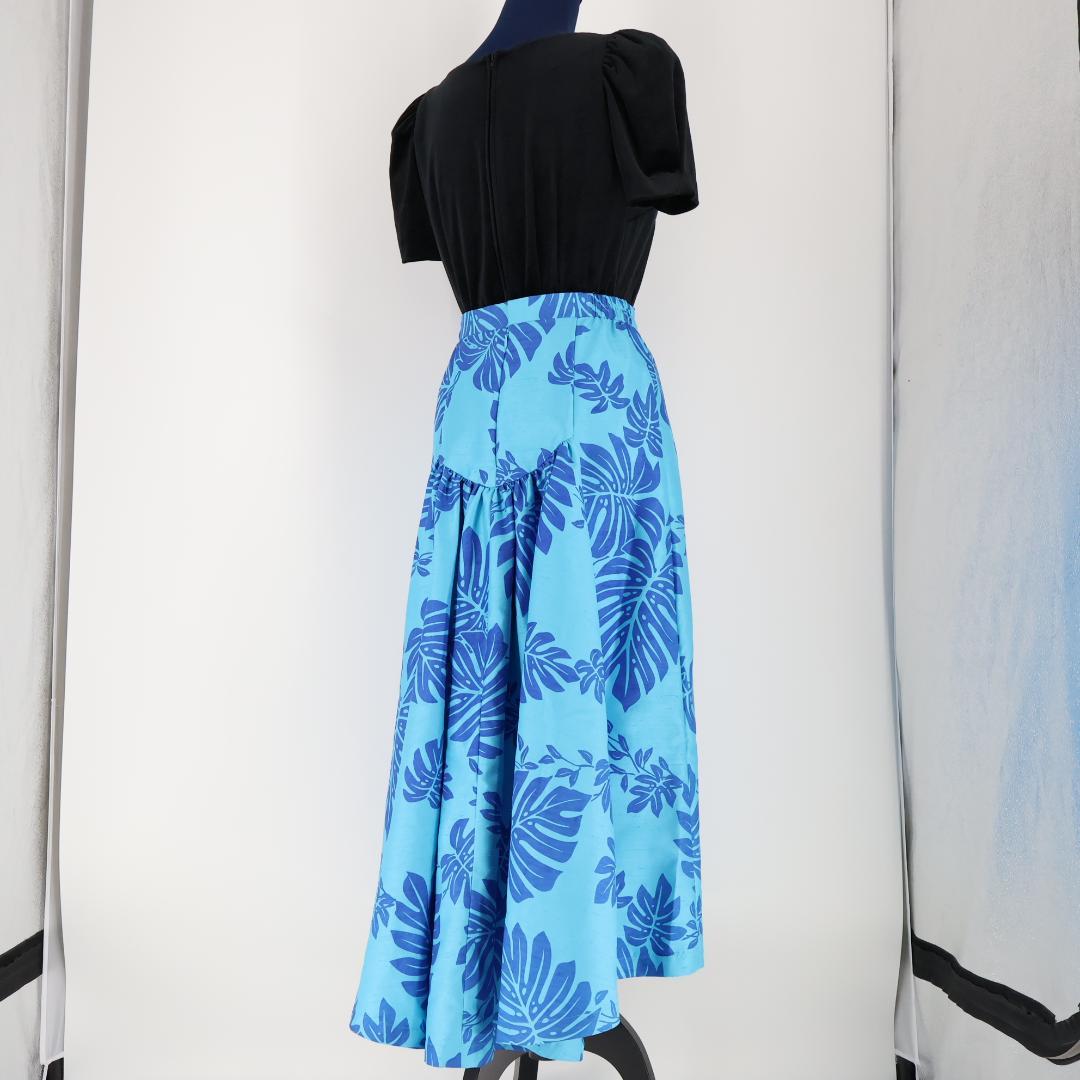 【美品 日本製フラダンス衣装】ブラック×ブルー MENEHUNE メネフネ