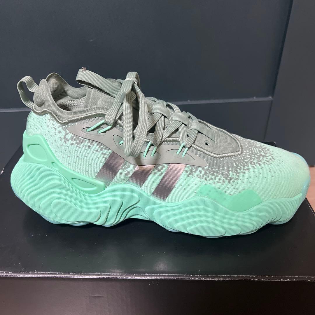 トレインヤング3 アディダス バスケットボールシューズ グレー/ミント 美品