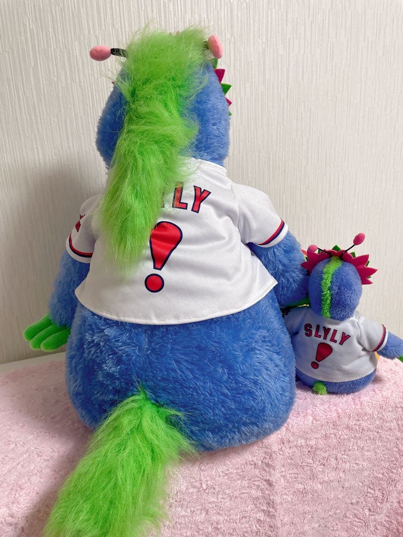 【美品】広島東洋カープ スラィリー 特大＋中ぬいぐるみセット