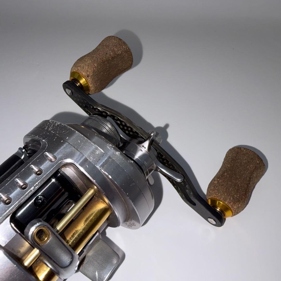 SHIMANO シマノ カルカッタ コンクエスト101DC 左巻き ベイトリール