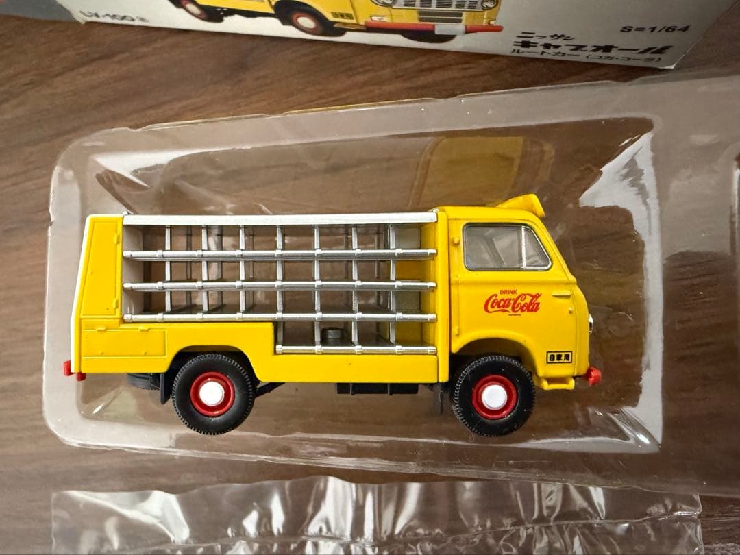 TOMICA LIMITED VINTAGE ニッサン キャブオール ルートカー