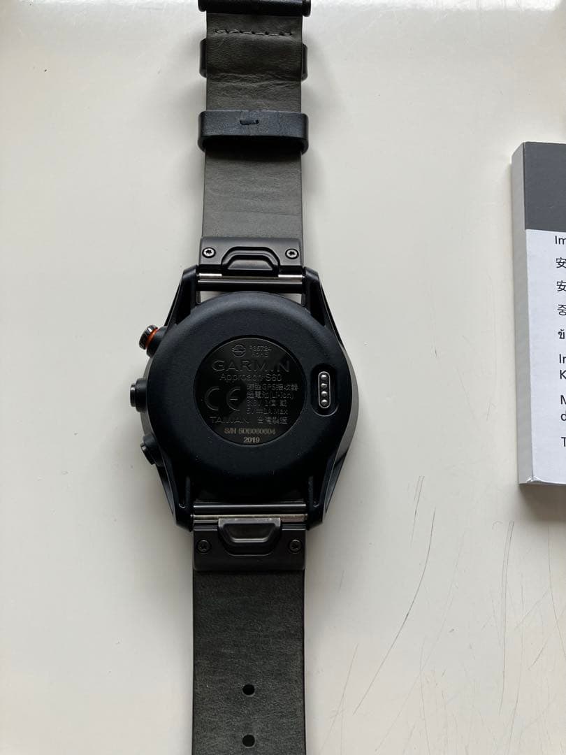 美品ガーミンGarmin ApproachS60 Premium純正レザーバンド