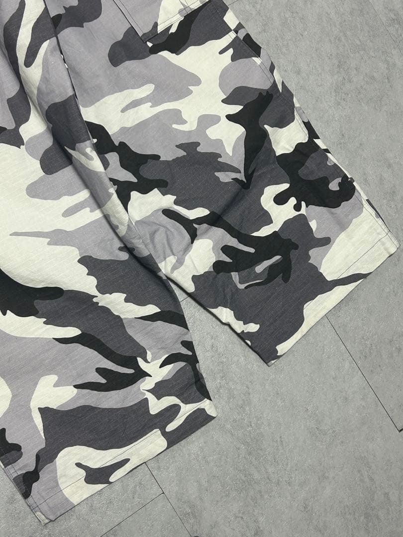 Sweats CARGO PANT- CAMO Mサイズ