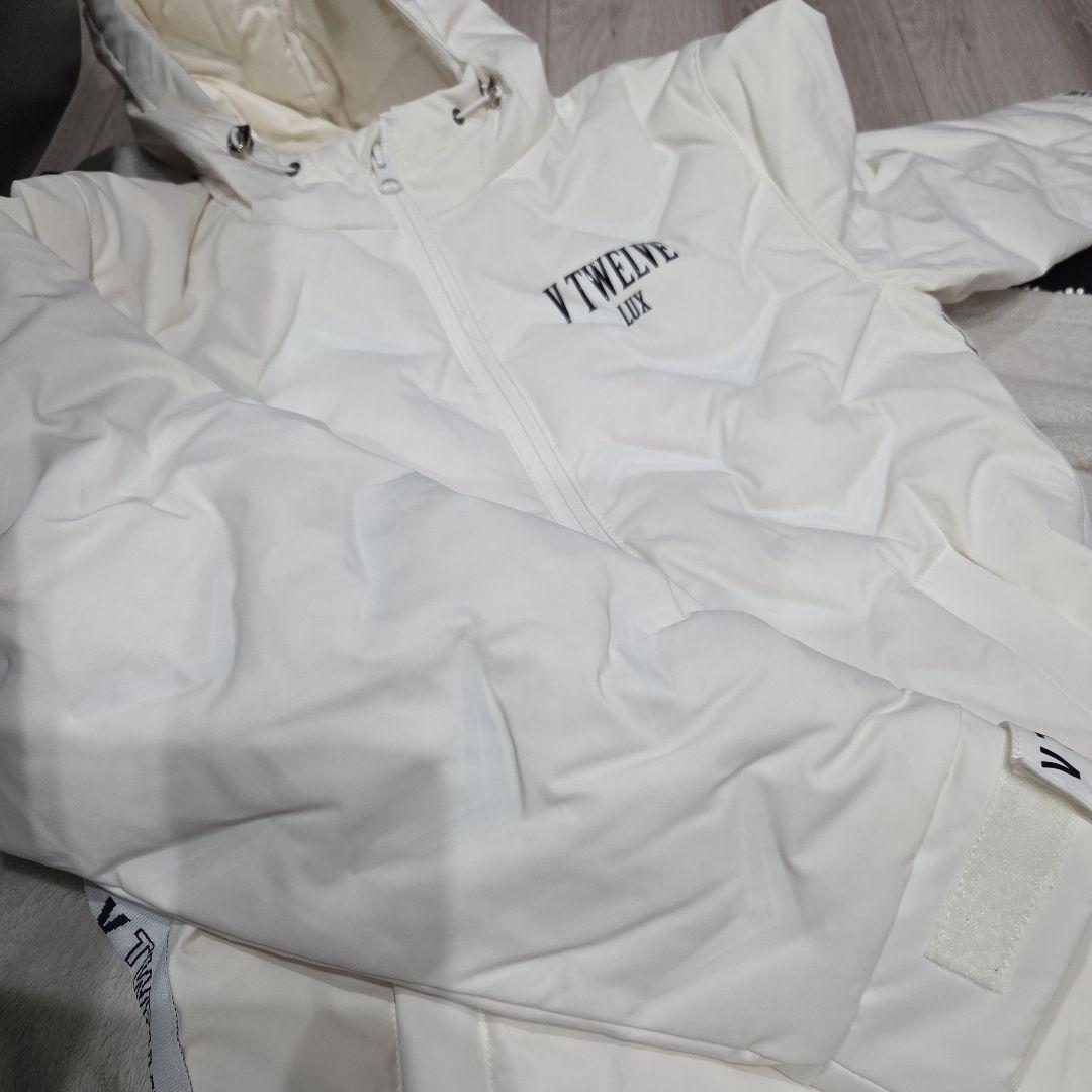 Twelve Lux フード付きダウンジャケット ホワイト