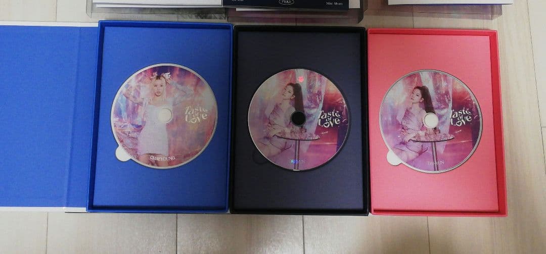 TWICE Taste of Love アルバム