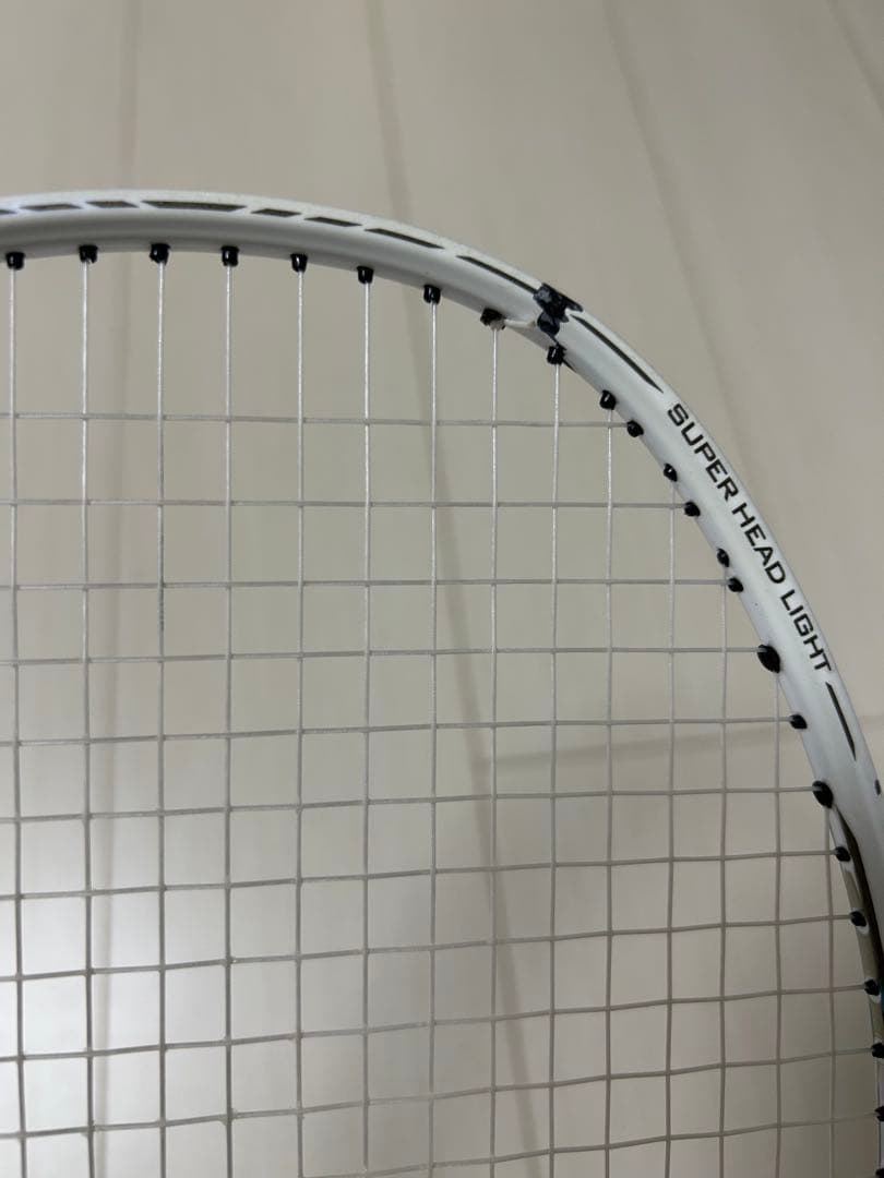 値下げ！！YONEXNANORAY750 4UG5