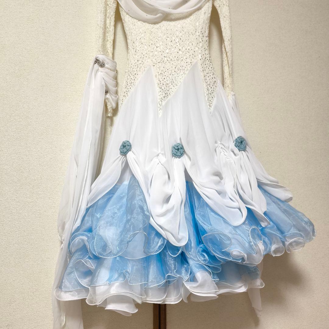 【エレガント】ホワイト×ブルー フレアロングドレス 社交ダンス衣装