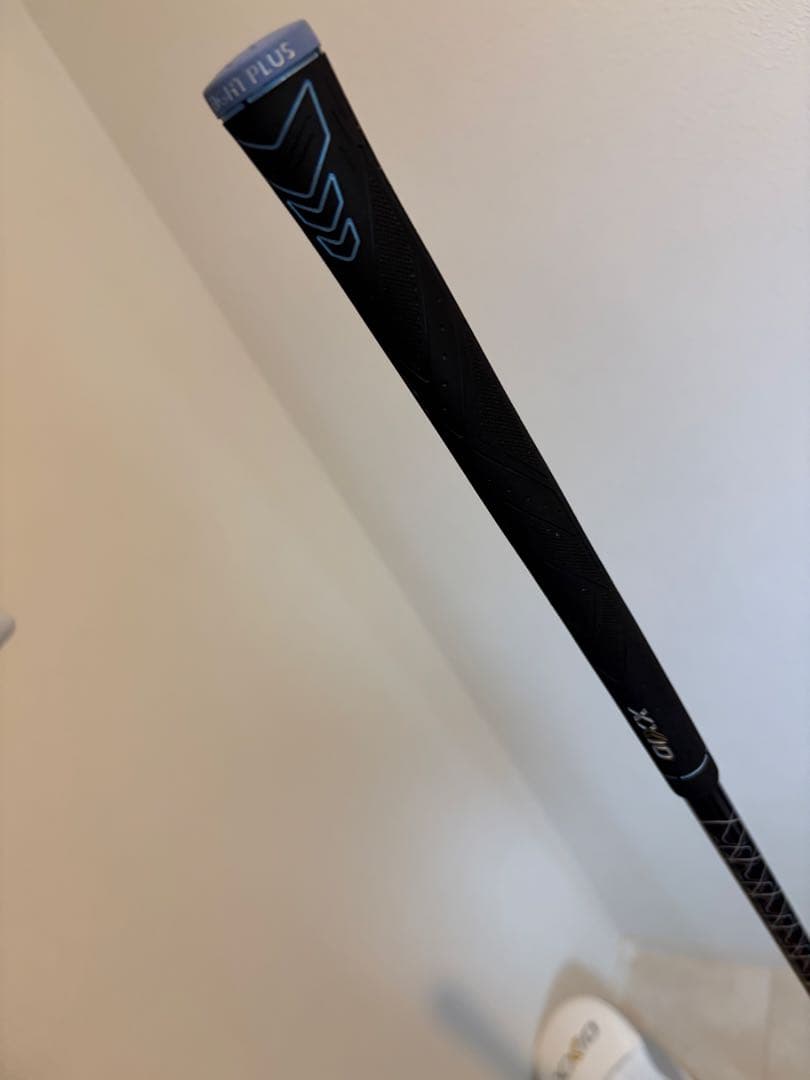 未使用　XXIO13ドライバー 12.5度 傷防止コーティング済み