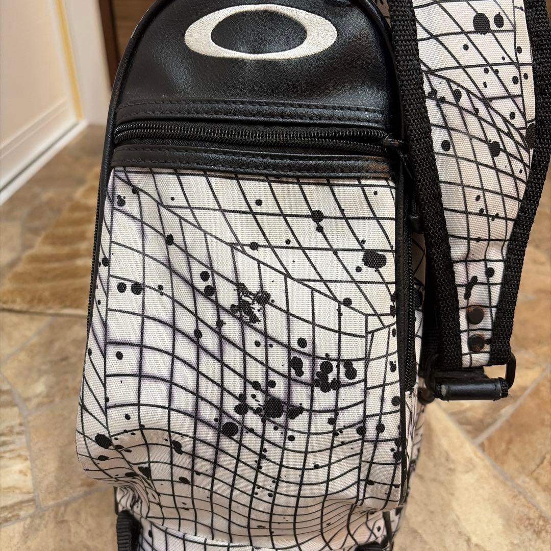 値下げ中♪ゴルフスタンドバッグ 白黒スカル柄デザイン