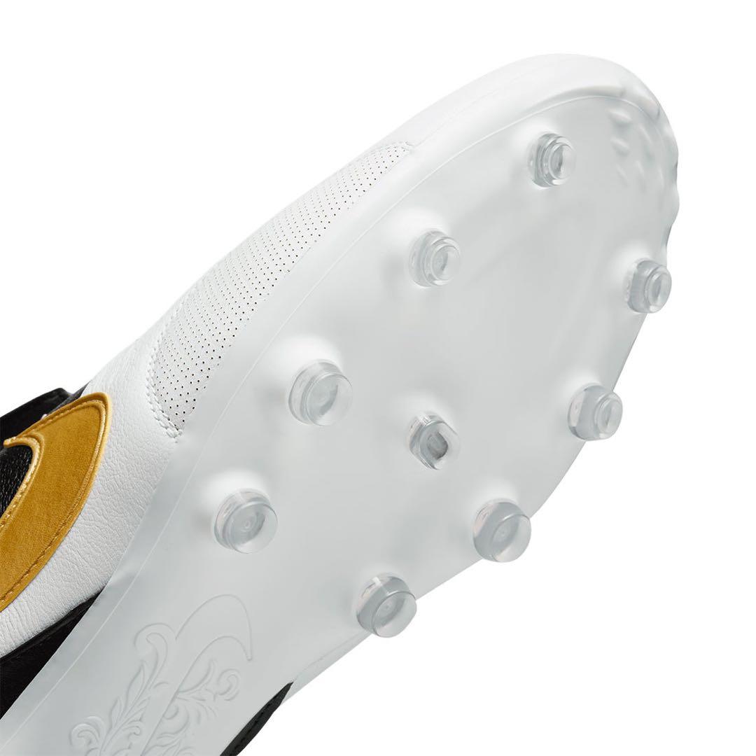 ⭐️新品未使用⭐️ ナイキ プレミア III FG スパイク