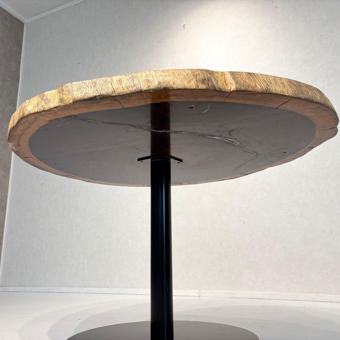 【ヒビありの為激安！】一枚板　テーブル　カフェテーブル　一本脚　輪切り