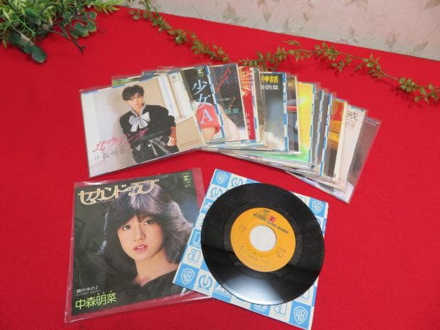 た*ま様 【ee31/6】中森明菜 　EPレコード　14枚セット
